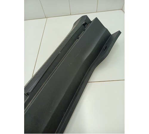 Обшивка задней панели багажника