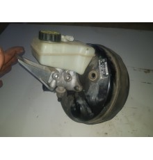 Вакуумный усилитель тормозов перед.