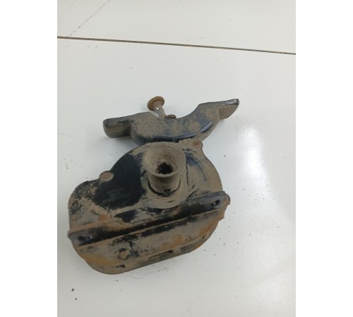 Механизм подъёма запасного колеса