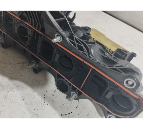 Коллектор впускной