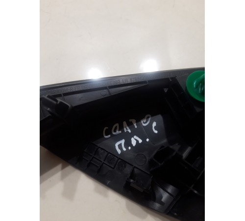 Накладка (угол) двери передняя левая