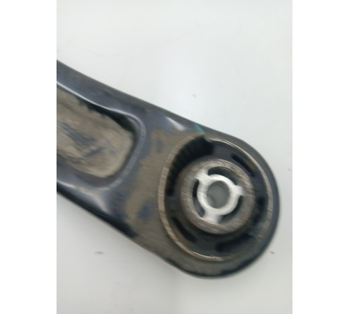 Рычаг подвески передний правый