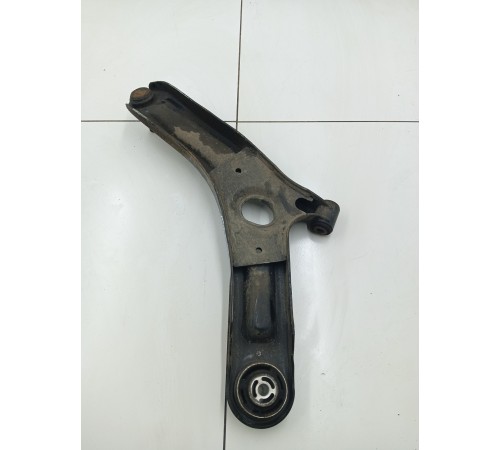 Рычаг подвески передний правый