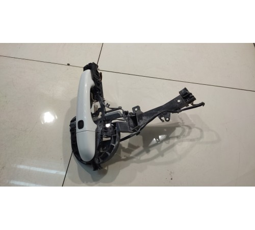 Ручка двери (задняя, правая, наружняя)