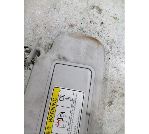 Козырек солнцезащитный Пассажирский