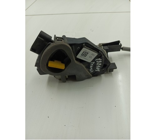 Замок двери задней правой