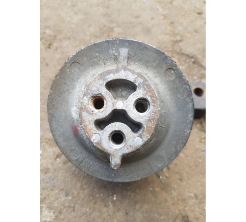 Кронштейн подвески двигателя ширина переднего