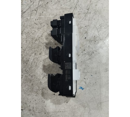 Блок управления стеклоподъемниками передний левый