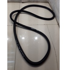 Уплотнитель двери (передний, правый)