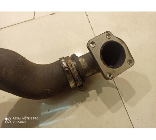 Патрубок системы охлаждения