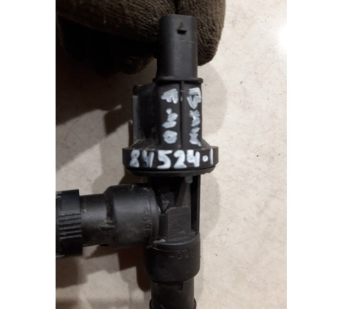 Клапан вентиляции топливного бака