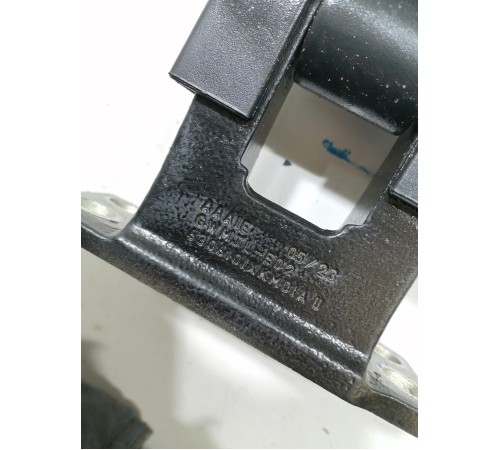 Петля двери багажника верхняя