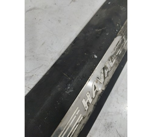 Накладка порога (передняя правая)