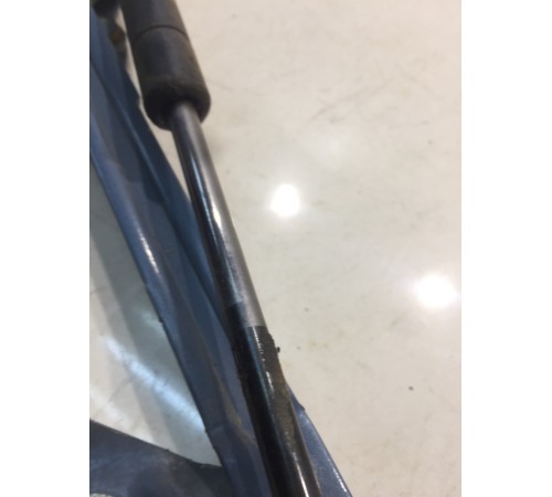 Петля крышка багажника (левая)