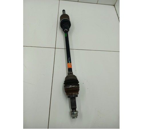 Привод (полуось) задний правый