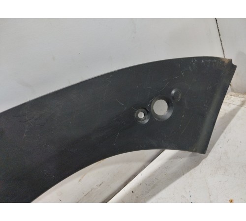 Накладка замка капота левая