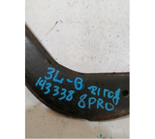 Рычаг задний левый верхний