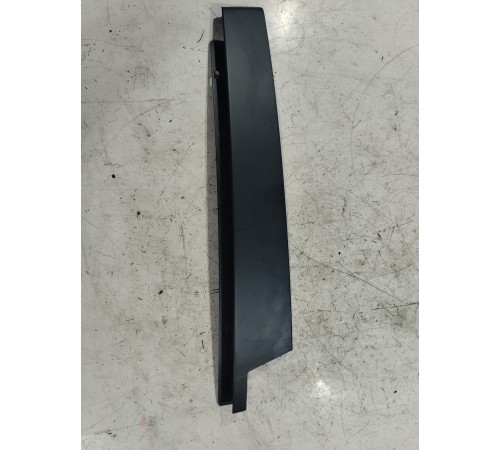 Накладка двери передняя левая