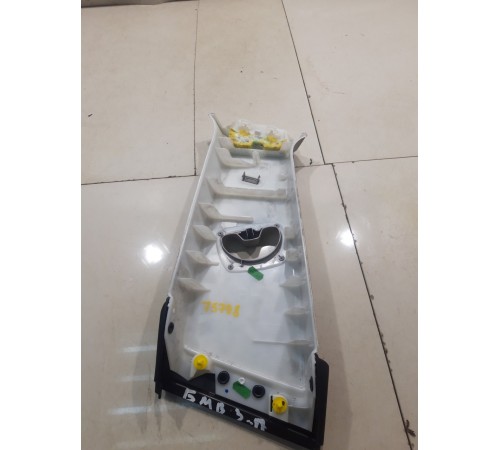 Обшивка стойки салона(правая)