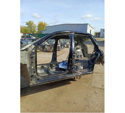 Порог со стойкой левый