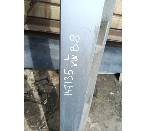 Накладка порога левая