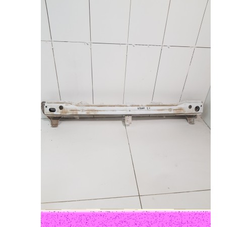 Усилитель бампера задний