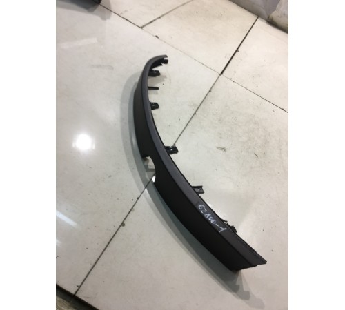 Окантовка центральной консоли салона (правая)