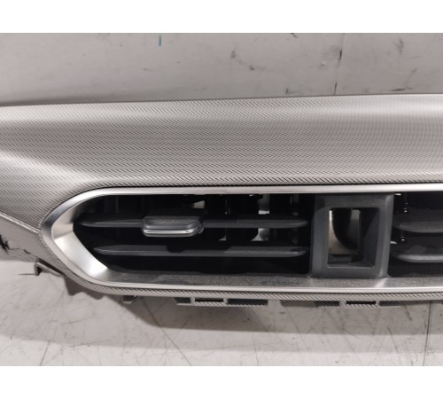 Накладка торпедо декоративная с воздушными дефлекторами