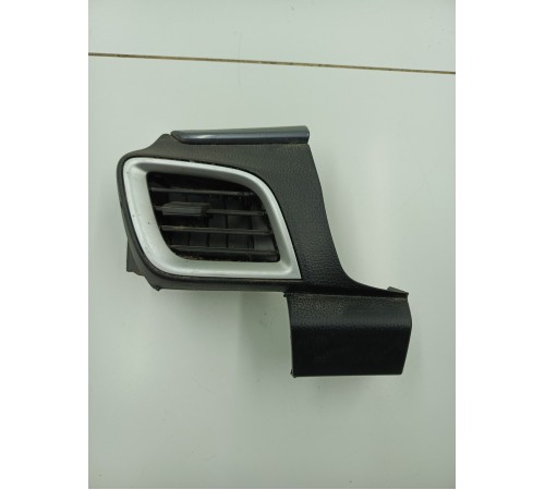 Воздушный дефлектор передний левый