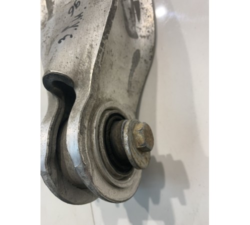 Рычаги подвески (задний, левый, нижний)