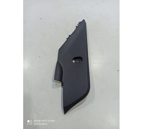 Накладка центральной консоли левая