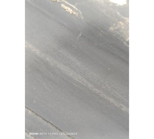 Уплотнитель двери задний левый нижний