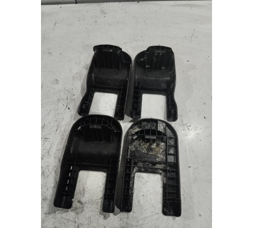 Комплект накладок креплений сиденья (4шт.)