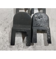 Комплект накладок креплений сиденья (4шт.) Комплект накладок креплений сиденья (4шт.)