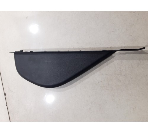 Накладка торпедо боковая(правая)