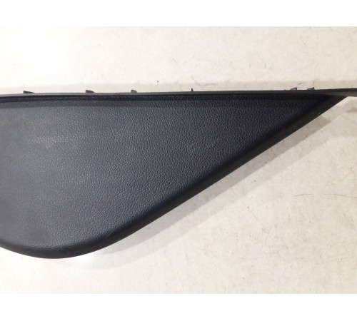 Накладка торпедо боковая(правая)