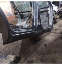 Порог со стойкой (правый)