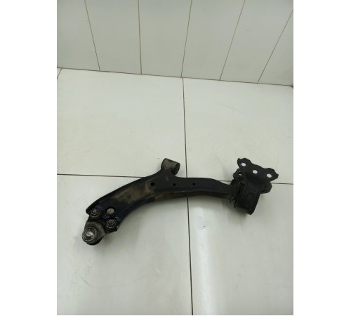 Рычаг подвески передний левый