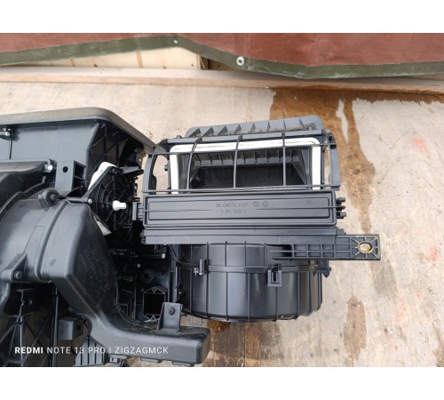 Корпус отопителя (печки)