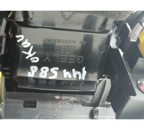 Дефлектор центральной консоли