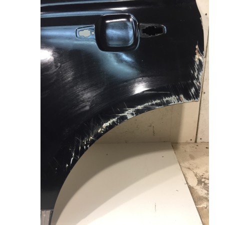 Дверь задняя левая