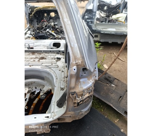 Крыло заднее правое