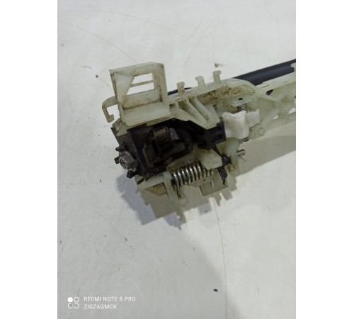 Ручка двери (передняя правая внешняя)