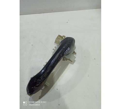 Ручка двери (передняя правая внешняя)