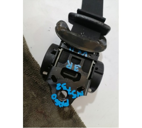 Ремень безопасности третьего ряда правый