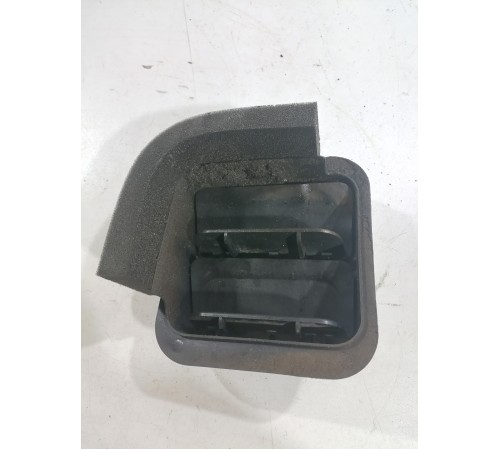 Дефлектор крыла задний левый 