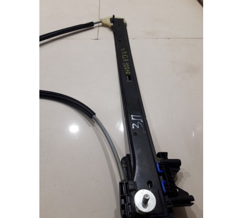 Стеклоподъемник (задний правый)