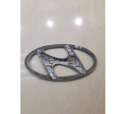 Эмблема крышки багажника