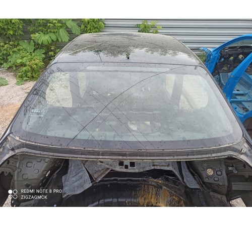 Стекло заднее