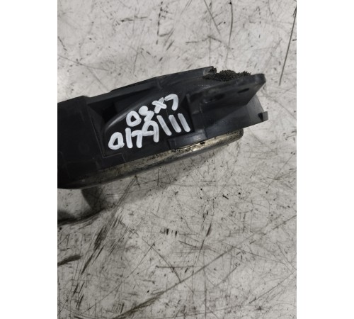 Ручка двери (задняя правая внутренняя)